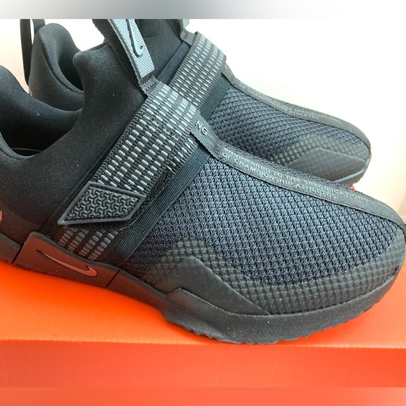 Nike Shoes Metcon Sport Mid Tops All Black Nike mens shoes 8 Nike Athletic Shoes - Picture 2 of 5